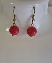 Avon Red Beaded  Dangle Earrings Pierced 1&#39; - $148.14 MXN