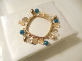 Bar 111 Gold Tone Teal,Pale Peach,Clear Beaded Stretch Bracelet C891 - £10.39 GBP