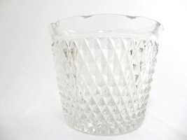Vintage Diamond Cut Fluted Rim Glass Bowl - £16.11 GBP