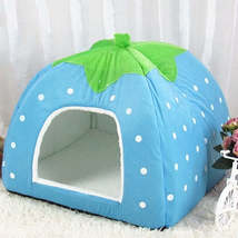Strawberry Shaped Foldable Short Plush Pet House Nest, Size: S(Blue) - £4.74 GBP