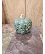 New Small Green Ceramic Pumpkin Fall Autumn Decor  5 1/2&quot; H x 3 1/2&quot; W x... - $439.09 MXN