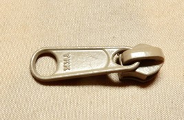 YKK #5 C Sliders Zipper 1ea You Choose Color Large Coil Non-Lock Metal U... - $94.99 MXN+