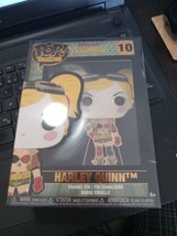 Dc Comics Bombshells Pop Pin Harley Quinn - £8.38 GBP