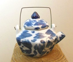 Miniature Tea Pot Pier 1 Blue and White with Wire Handle 3&quot;  B - £12.69 GBP