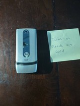 Motorola  Flip TracFone used -Rare-SHIPS N 24 HOURS - $117.69