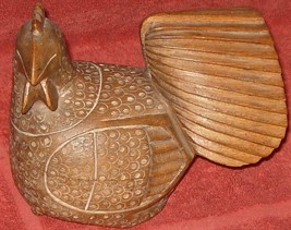 Vintage Wooden Chicken Figural Trinket Box - Solid Wood - Hand Carved De... - £63.30 GBP