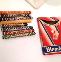 Vintage BLENDWEL brand Drawing Crayons 8 ct Sandusky OHIO  OLD! - £10.47 GBP