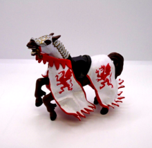 PAPO 2006 Knight&#39;s Medieval Rearing Horse in Red &amp; White Dragon BOARD 1481 - £8.06 GBP