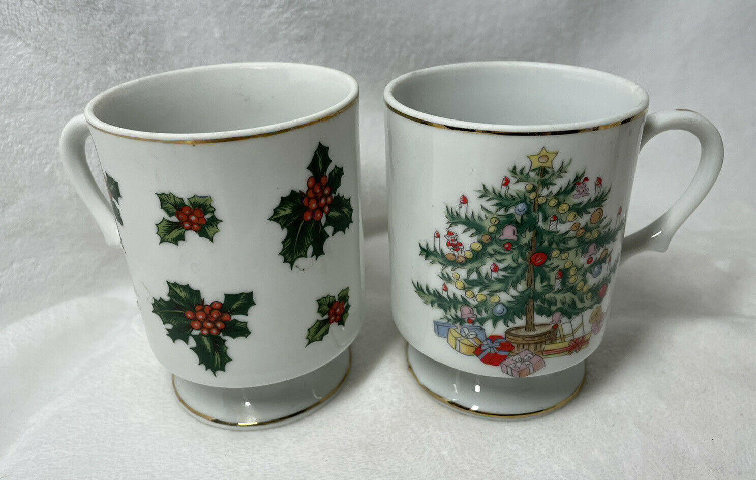 Primary image for Two Lefton Japan vintage Christmas mugs one with holly And Christmas Tree