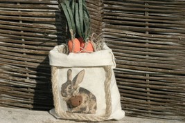 Primitive Inspired Brown Rabbit Bundle of Faux Carrots in Bag - £11.98 GBP