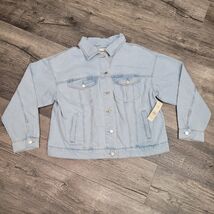 New No Boundaries Women's Oversized 100% Cotton Light Wash Denim Jacket ... - $13.84