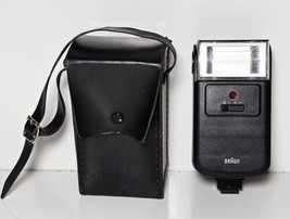 Braun 2000 Camera Flash 400 VC Middle Contact With Leather Case Vintage - $10.75