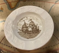 Vintage Wedgwood Mariners Museum Susan Constant Ship Ashtray Brown Transferware - £13.78 GBP