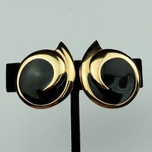 Vintage MONET Signed Round Black Enameled Gold Tone Clip Earrings Swirl ... - £11.00 GBP