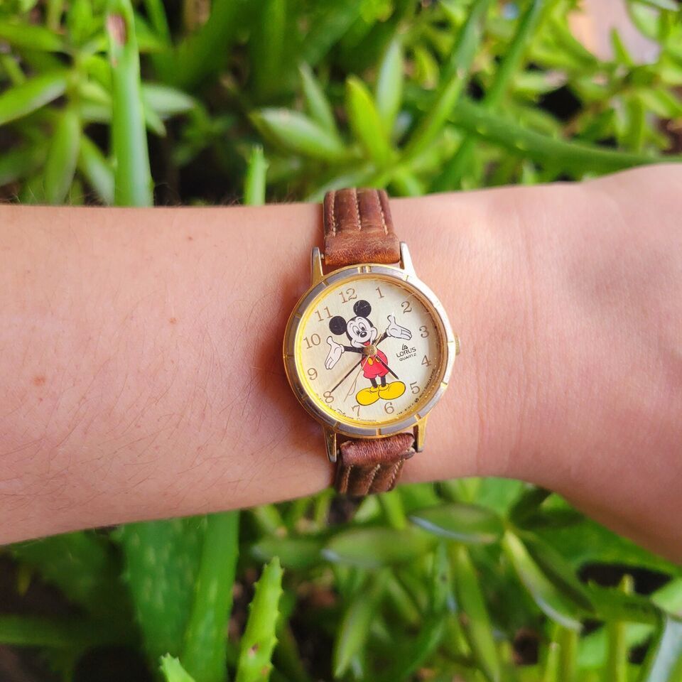 ディズニーワールド アメリカ限定 1994年 ミッキーマウス 希少 時計 未使用 RARE* Vintage Disney Lorus Mickey Mouse and 48 similar items