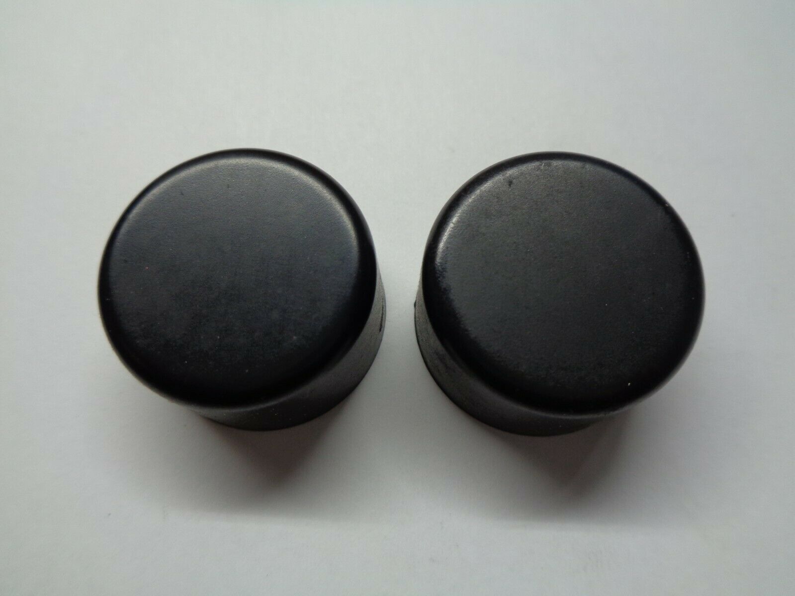 01 02 03 04 05 BUICK RENDEZVOUS RADIO STEREO TUNER KNOB SET OEM FREE SHI... - $8.95