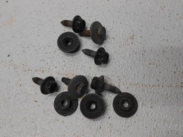 2004 Jeep Grand Cherokee Rear Right Passenger Door Hinge Bolts To Body - $29.99