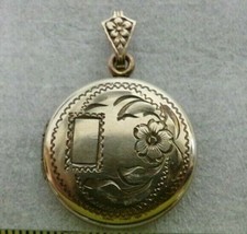 1/20th 12k GF Victorian Flower Etched Locket w/ Inserts Match Bail Initial Blank - £39.95 GBP