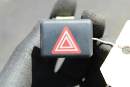 AUDI A4 QUATTRO S-LINE HAZARD WARNING SWITCH K2307 image 7