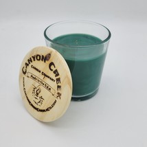 NEW Canyon Creek Candle Company 8oz tumbler HOLIDAY WREATH jar Handmade! - £15.93 GBP