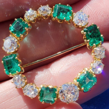 Earth mined Diamond Emerald Circle Art Deco Brooch Elegant Antique 18k Gold Pin - £26,318.10 GBP
