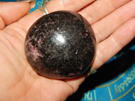 Genuine RHODONITE Palm Stone - Large Tumbled Rhodonite Crystal - £10.35 GBP