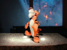 Disney Tigger from Winnie The Pooh 11” Stuffed Animal Plush - £13.57 GBP