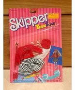 Barbie Skipper 2629 Teen Time Fashions Collection Class Act Blister Pack - $817.21 MXN