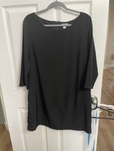 Old Navy Black Shift Dress Women’s Size Large Polyester Back Zip  - $9.95