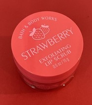 Bath & Body Works Strawberry Scented Exfoliating Lip Scrub .5 oz / 15g - £10.23 GBP