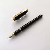 ST DuPont Olympio Fountain pen Gold Plated &amp; Black Lacquer - £307.44 GBP