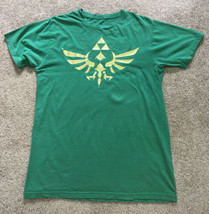 Nintendo Zelda Men&#39;s Green Graphic T-Shirt  Legend Of Zelda Breath Of Th... - £7.43 GBP