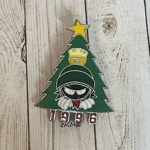 Marvin The Martian Vintage 1996 Christmas Tree Pin Brooch 1.5&quot; Granny Core - £6.27 GBP
