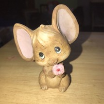 Brinns Mouse Figurine Big Ears Holds Pansy Flower - £10.00 GBP