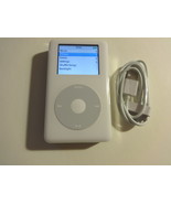 APPLE  IPOD  CLASSIC  4TH GEN. WHITE PHOTO  60GB...NEW  BATTERY... - $235.21 CAD