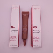 LOT OF 2 Clarins Everlasting Concealer .4oz Full Size 05 VERY DEEP  - $329.27 MXN