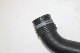 2004-2007 VOLKSWAGEN TOUAREG V8 RIGHT FRONT ENGINE AIR INTAKE DUCT J2135 image 2