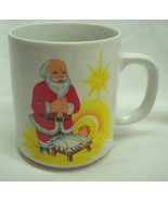 VINTAGE SANTA CLAUS Kneeling &amp; Praying to Baby Jesus Christmas COFFEE MU... - $363.83 MXN