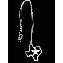 Very unique vintage state of Texas star Necklace - $25.74