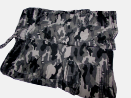 boys shorts 4 pockets EPIC THREADS olive green camouflage print 4T (baby... - $3.00
