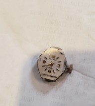 Vintage 40&#39;s 50&#39;s Nassau Ladies Watch Movement, White dial, stem 17J 17 Jewel - £18.21 GBP