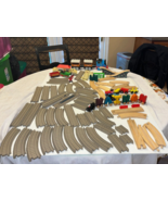 Wooden Train Set Engine Letters Cars People Tracks &amp;Thomas the Train Set... - $1,289.70 MXN