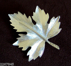 VTG Fall Leaf Figural PIN Brushed silvertone Statement Brooch Rhinestone Accent - £15.65 GBP