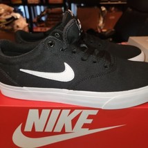 NEW Nike SB Charge Men&#39;s Canvas Skate Shoes, Black / White size 9.5 wron... - $44.35