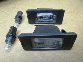 (2) OEM 2015-17 GM GMC Chevrolet Cadillac License Plate Light Assembly 1... - $14.84