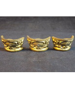 ORNATE BRASS MANTLE CLOCK CORNER COLUMN BASES 3 Golden Filigree Clock Bases - $13.57 CAD