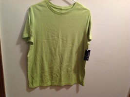 Kim Rogers Yummy Green S/S Crew T-Shirt Top Round Neck Size M NWT - $5.00