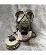 Vintage Auer Rubber Gas Mask With New Cartridge Never Used Military Decor  - $136.73 CAD