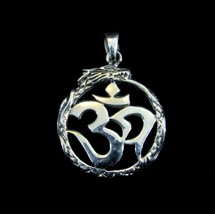 Solid 925 Sterling Silver Snake/Serpent/Dragon Ouroboros Om / Ohm / Aum Pendant - £27.32 GBP