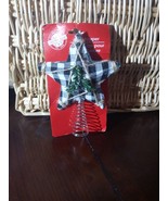 Christmas House Tree Topper Buffalo Plaid. Missing berries - $206.36 MXN